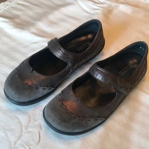 Ziera suede and leather Mary Janes